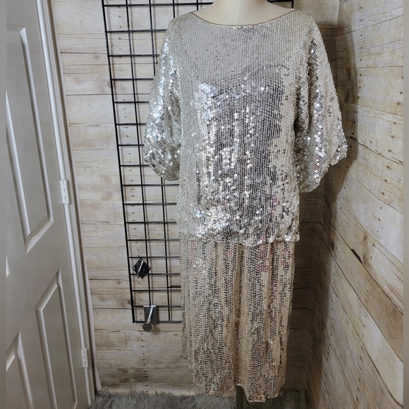 Vintage shomax silk sequined 2pc dress. - Picture 1 of 9